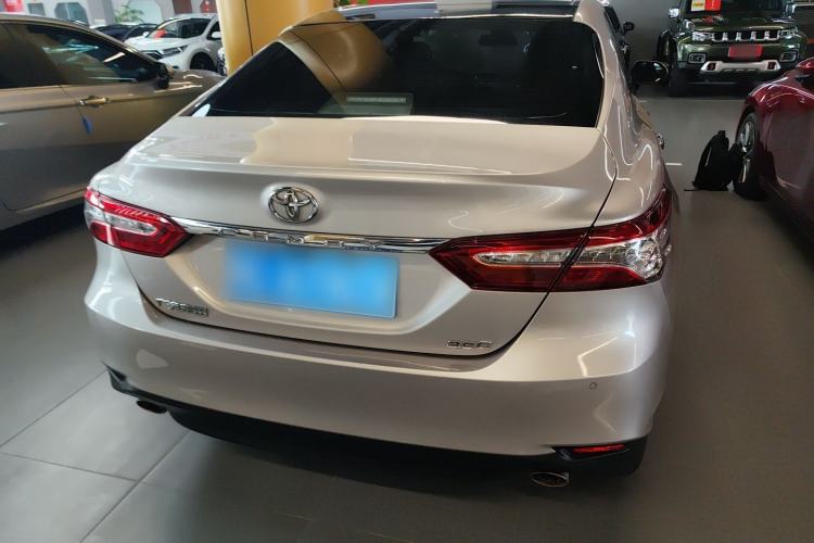 Used Toyota Camry 2019 2.5G Luxury Edition China VI Standard Rear