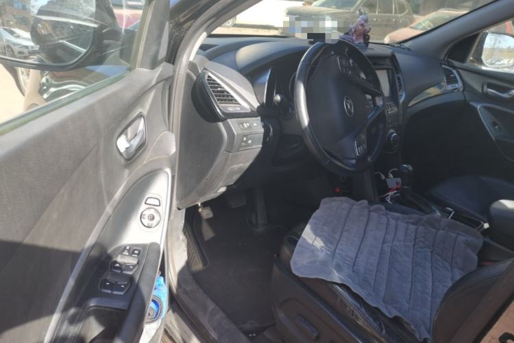 Used Hyundai Grand SantaFe 2013 3.0L 7-Seater Four-Wheel-Drive Comfort Edition Driver Seat