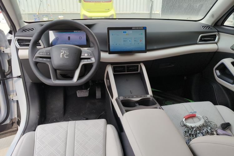 Used BYD Yuan UP 2025 Model 301KM Leading Version