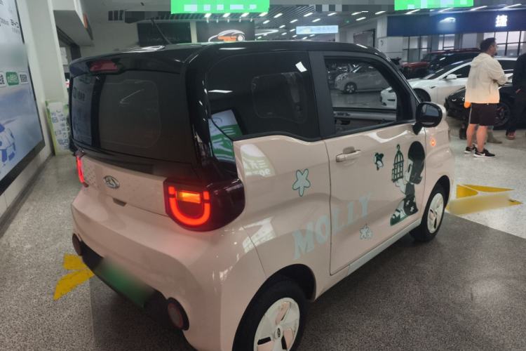 Used Chery QQ Ice Cream 2022 120km Conical Shape Lithium Iron Phosphate