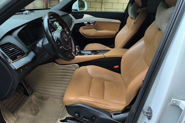Used Volvo XC90 2018 T6 Zhiyi Edition 7-Seater
