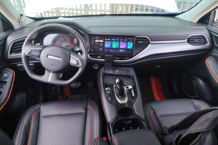 Used Haval F7 2021 2.0T All-Wheel Drive iJoy
