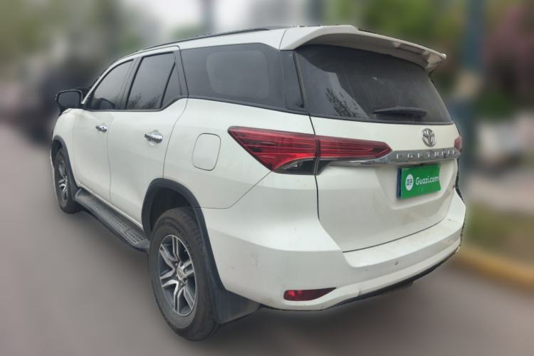 Used Toyota Fortuner 2016 2.7L Middle East Version Rear Left 45 Deg