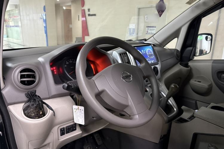 Used Nissan NV200 2014 1.6L Manual Luxury Model China V Standard