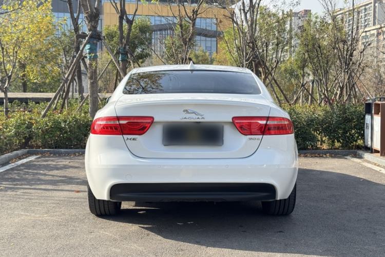 Used Jaguar XE 2017 2.0T 200 PS R-Sport