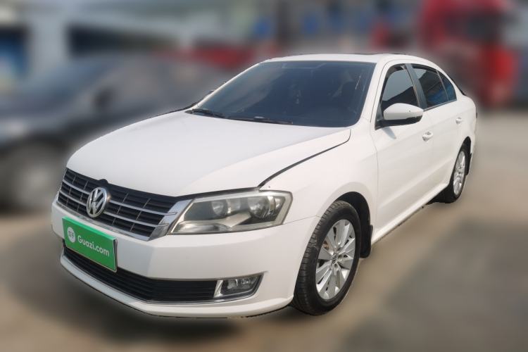 Used Volkswagen Lavida 2013 1.6L Manual Comfort Edition