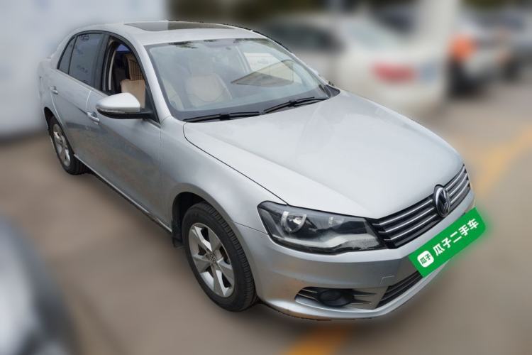 Used Volkswagen Bora 2014 1.6L Automatic Comfort Model Front Right 45 Deg