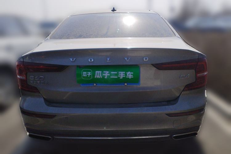 Used Volvo S60 2022 B4 Zhiyi Luxury Edition
