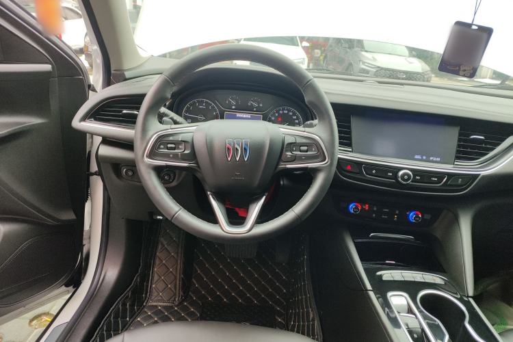 Used Buick Regal 2024 25T Deluxe Edition