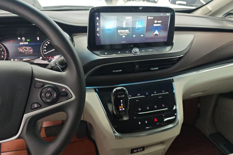 Used Buick GL8 2023 Land Executive Class Smart Enjoyment Model