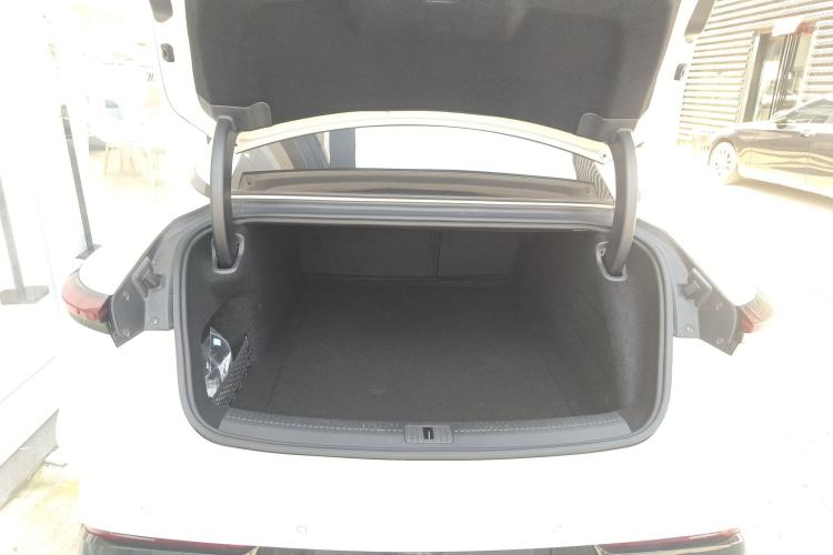 Used IM L7 2022 Dynamic Model
