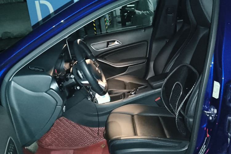 Used Mercedes-Benz GLA 2019 GLA 200 Dynamic Edition Left Front Seat