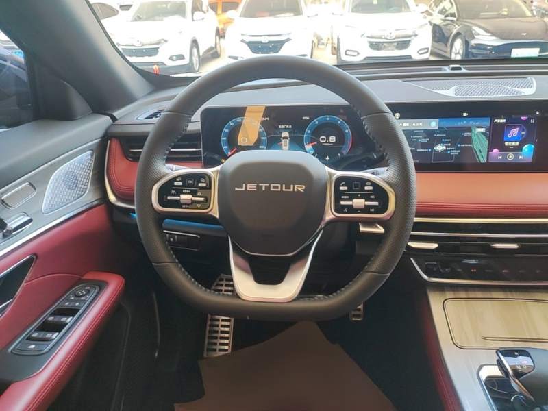 Used JETOUR X70 PLUS 2023 1.6T DCT Stronger 5-Seater — 10