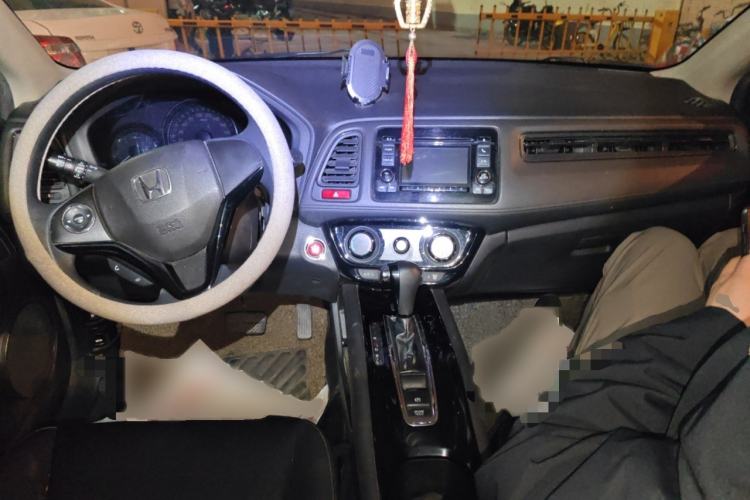 Used Honda Vezel 2016 1.8L CVT Front-Wheel Drive Pioneer Edition
