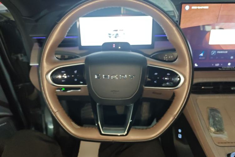 Used Chery Tiggo 8 PLUS 2025 290TGDI DCT Prestige 5-Seater
