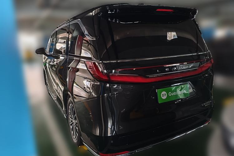 Used Lexus LM 2023 500h Six-Seater Prestige Edition