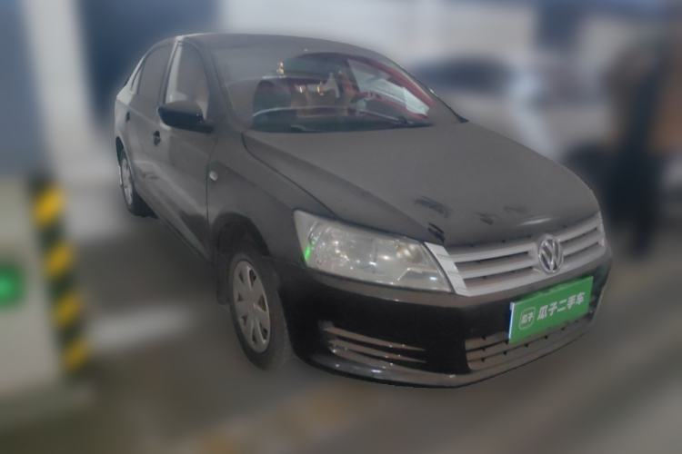 Used Volkswagen Santana 2015 1.6L Manual Fashion Edition Front Right 45 Deg