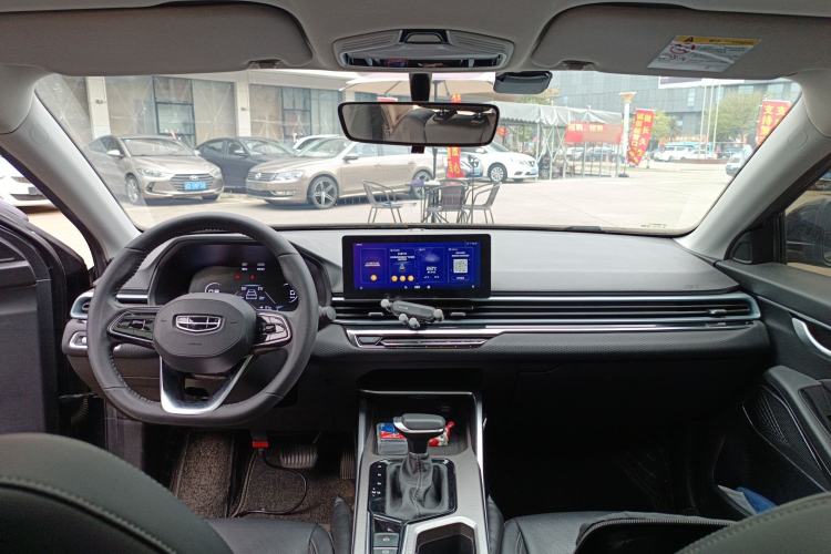 Used Geely Auto Emgrand 2022 4th Generation 1.5L CVT Luxury Model
