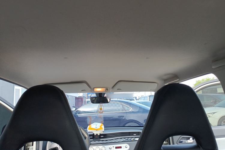 Used Wuling Hongguang MINIEV 2022 Macaron Premium Model – Lithium Iron Phosphate Headliner