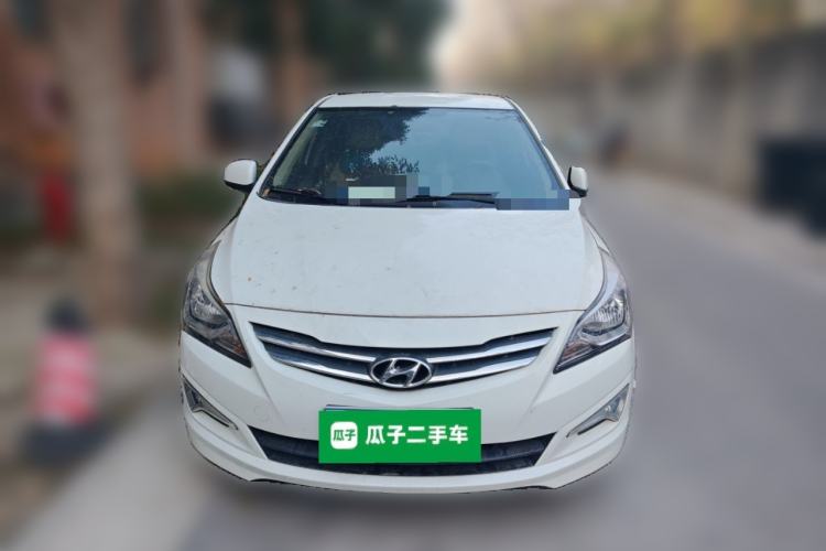 Used Hyundai Verna (older generation) 2014 1.4L Manual Smart GLS Trim Front