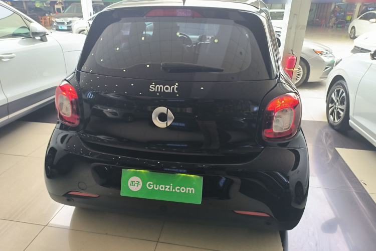 Used smart forfour 2016 0.9T 66 kW Pioneer Edition
