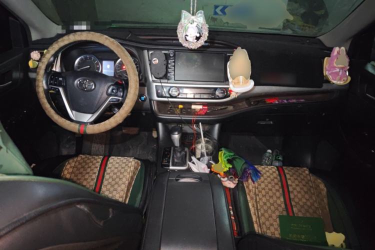 Used Toyota Highlander 2017 2.0T Four-Wheel Drive Luxury Edition 7 Seats