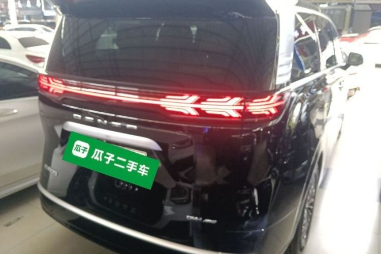 Used Denza D9 2022 DM-i 970 Four-Wheel Drive Flagship Model