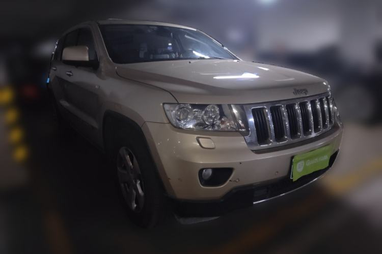 Used Jeep Grand Cherokee 2011 3.6L Luxury Edition
