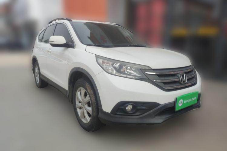 Used Honda CR-V 2012 2.0L two-wheel drive urban version Front Right 45 Deg