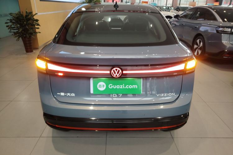 Used Volkswagen ID.7 VIZZION 2024 AIR model