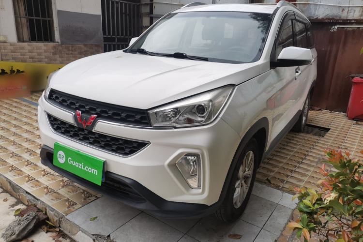 Used Wuling Hongguang S3 2018 1.5L Manual Luxury Model China V Standard