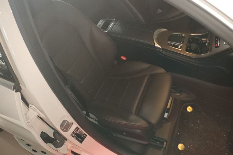 Used Mercedes-Benz GLC 2021 GLC 260 L 4MATIC Luxury Model
