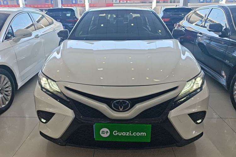 Used Toyota Camry 2018 2.0S FENGSHANG Edition
