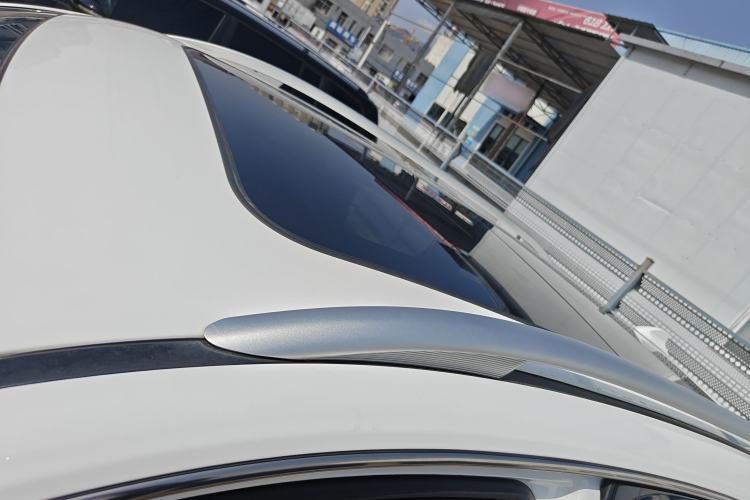 Used Zotye T600 2016 Sport Edition 1.5T Manual Prestige Model Roof