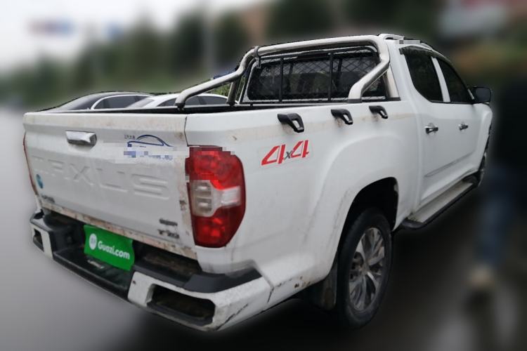 Used SAIC MAXUS T70 2021 2.0T Diesel Manual 4x4 Elite Edition with Long Bed and High Ground Clearance
