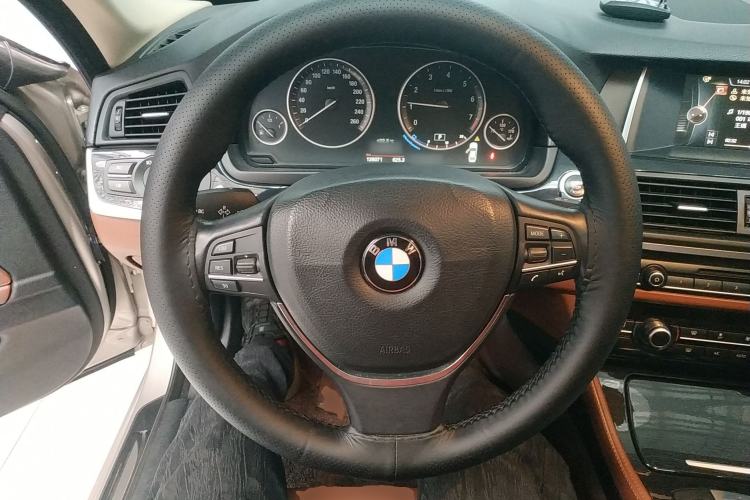 Used BMW 5 Series 2017 520Li Elegant Edition Steering Wheel