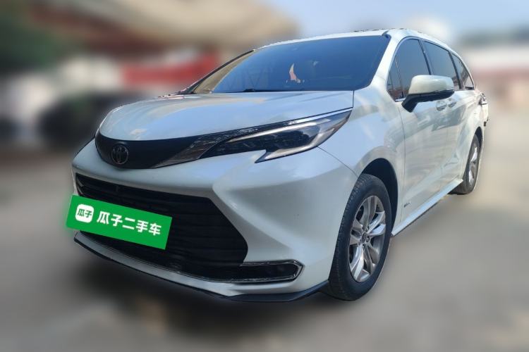 Used Toyota SIENNA 2024 2.5L Hybrid Comfort Edition
