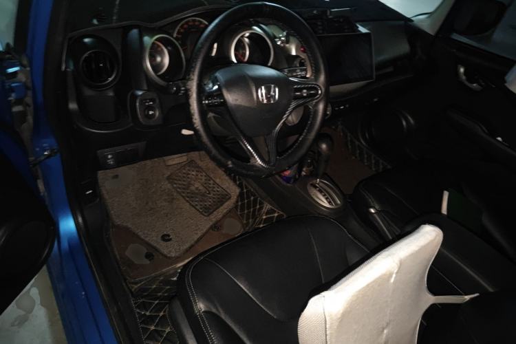 Used Honda Fit 2011 1.5L Automatic Luxury Edition