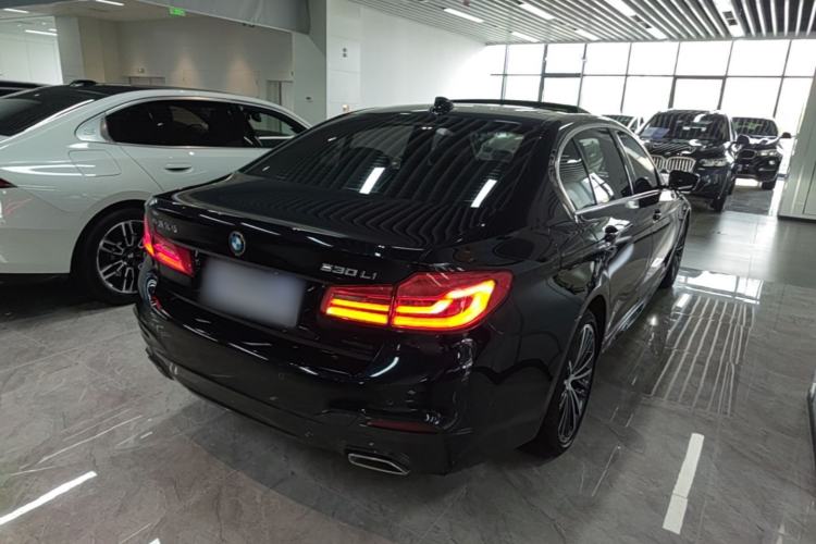 Used BMW 5 Series 2020 530Li Leading Model M Sport Package Rear Right 45 Deg