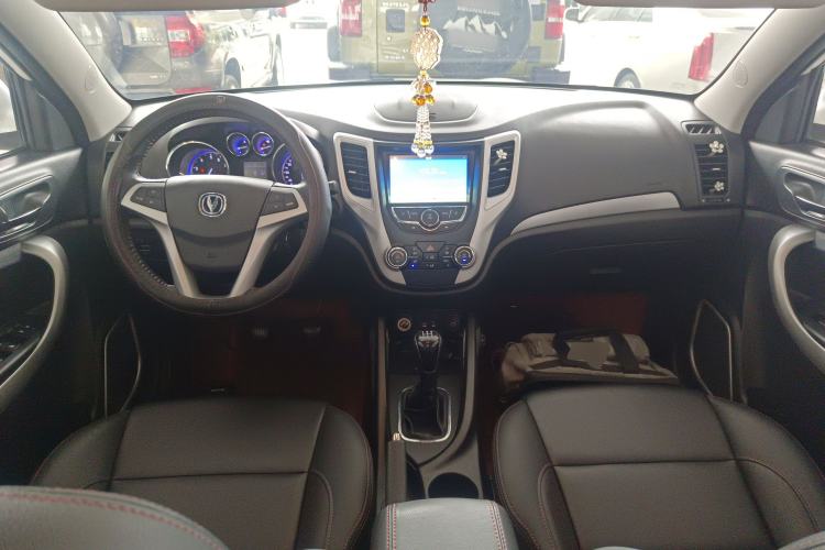 Used CHANGAN CS35 2016 1.6L Manual Luxury Model China IV Standard
