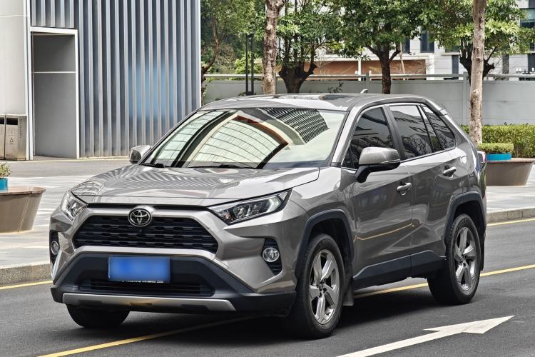 Used Toyota RAV4 2020 2.0L CVT Two-Wheel Drive Fashion Edition
