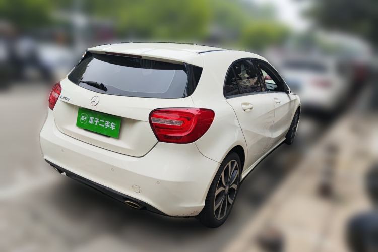 Used Mercedes-Benz A-Class 2015 A 200 Fashion Model