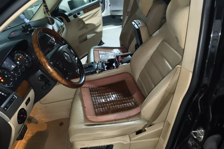 Used Volkswagen Touareg 2007 3.6L Top-Tier Version