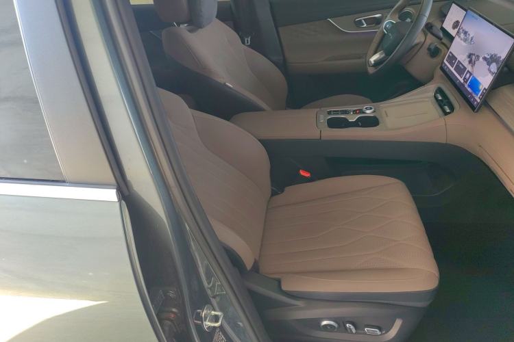 Used Chery Tiggo 8 PLUS 2025 290TGDI DCT Prestige 5-Seater