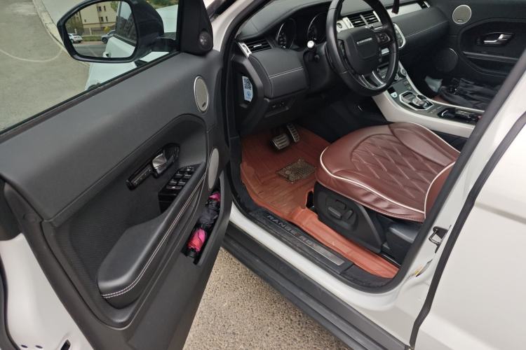 Used Land Rover Range Evoque 2014 2.0T 5-Door Ignite Edition Driver Seat