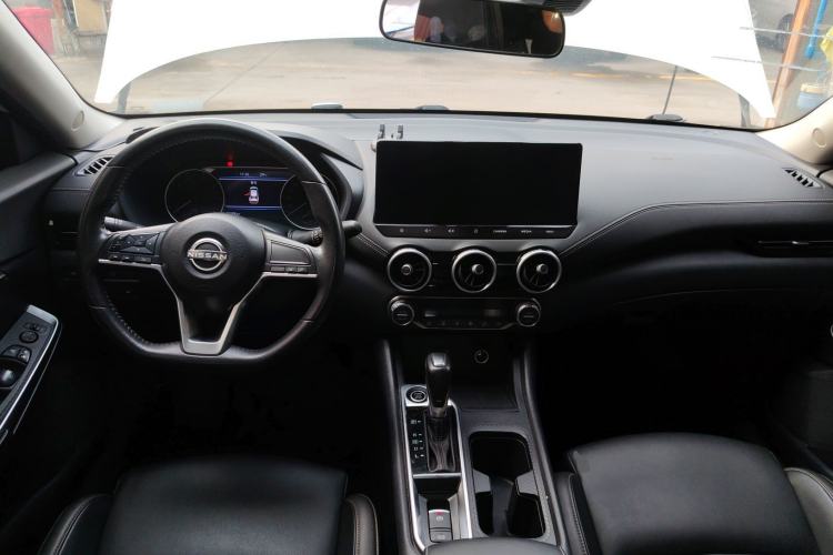 Used Nissan Sylphy 2023 1.6L CVT Enjoyment Edition Center Console