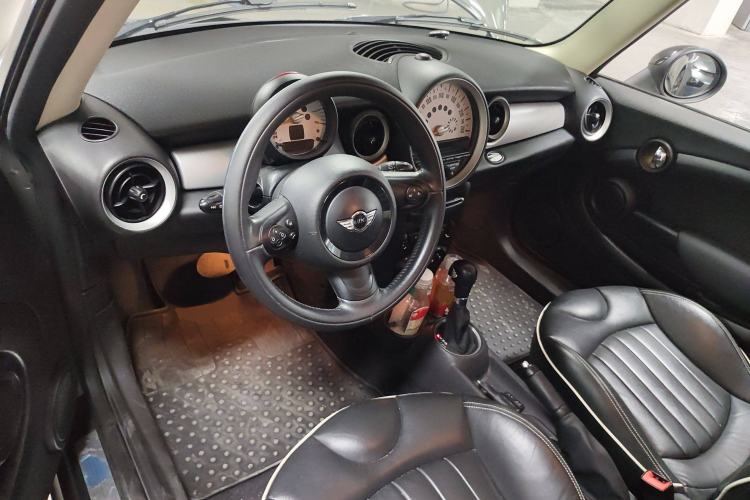 Used MINI Clubman 2011 1.6L COOPER Fun Center Console