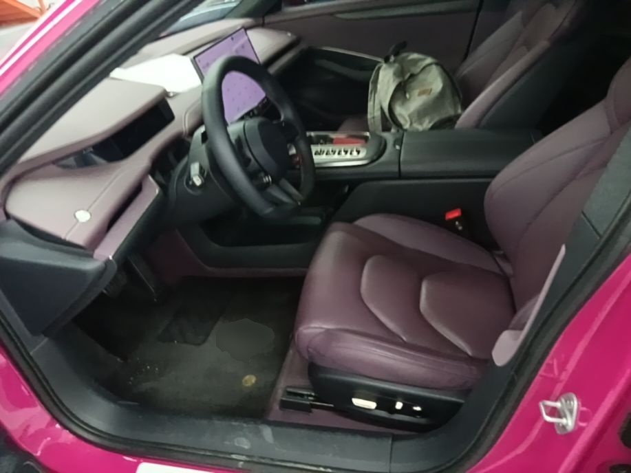 Xiaomi Auto SU7 2024 Rear-Drive Ultra-Long Range Advanced Pro-Level Intelligent Driving Version — снимка 17