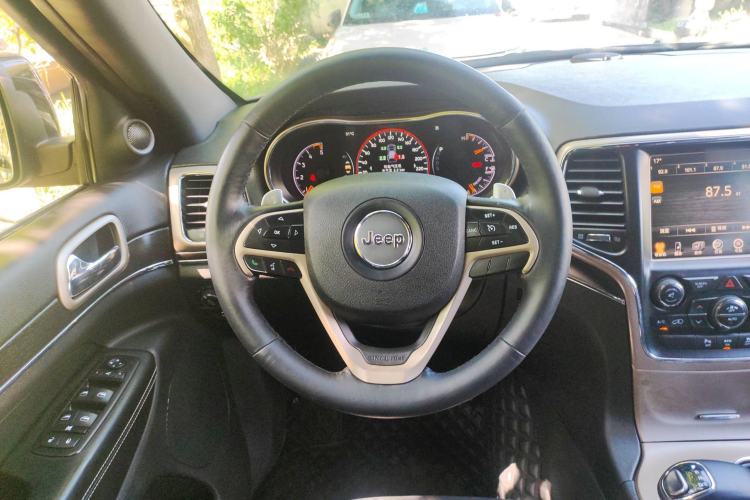 Used Jeep Grand Cherokee 2014 3.0TD Diesel Comfort Navigation Version