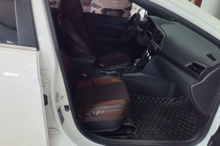 Used Hyundai Elantra (6th Generation / Lingdong) 2020 1.4T Dual-Clutch Xuan Dong · Dynamic Version Right Front Seat